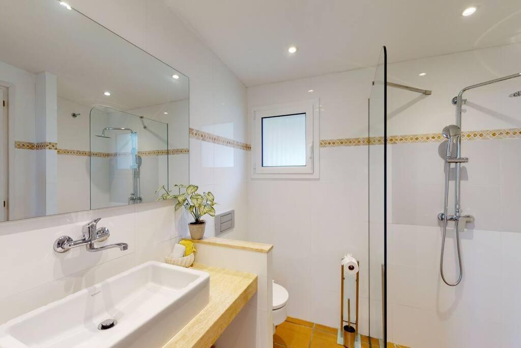 Lesal Villas Rentals, Villa Mar Azul, Tossa De Mar Eksteriør bilde